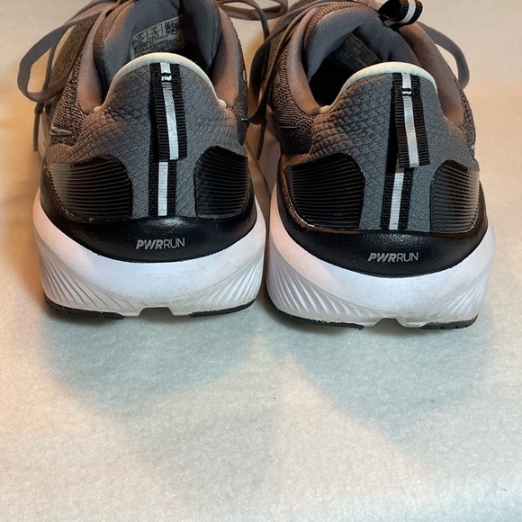 Saucony PWR Run Shoe - Picture 4 of 9